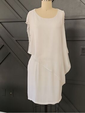 New {Marisa Kenson} White dress Size 4